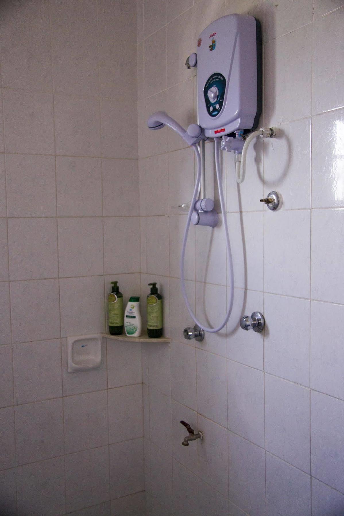 Bike And Tours Bed And Breakfast Lahad Datu Dış mekan fotoğraf