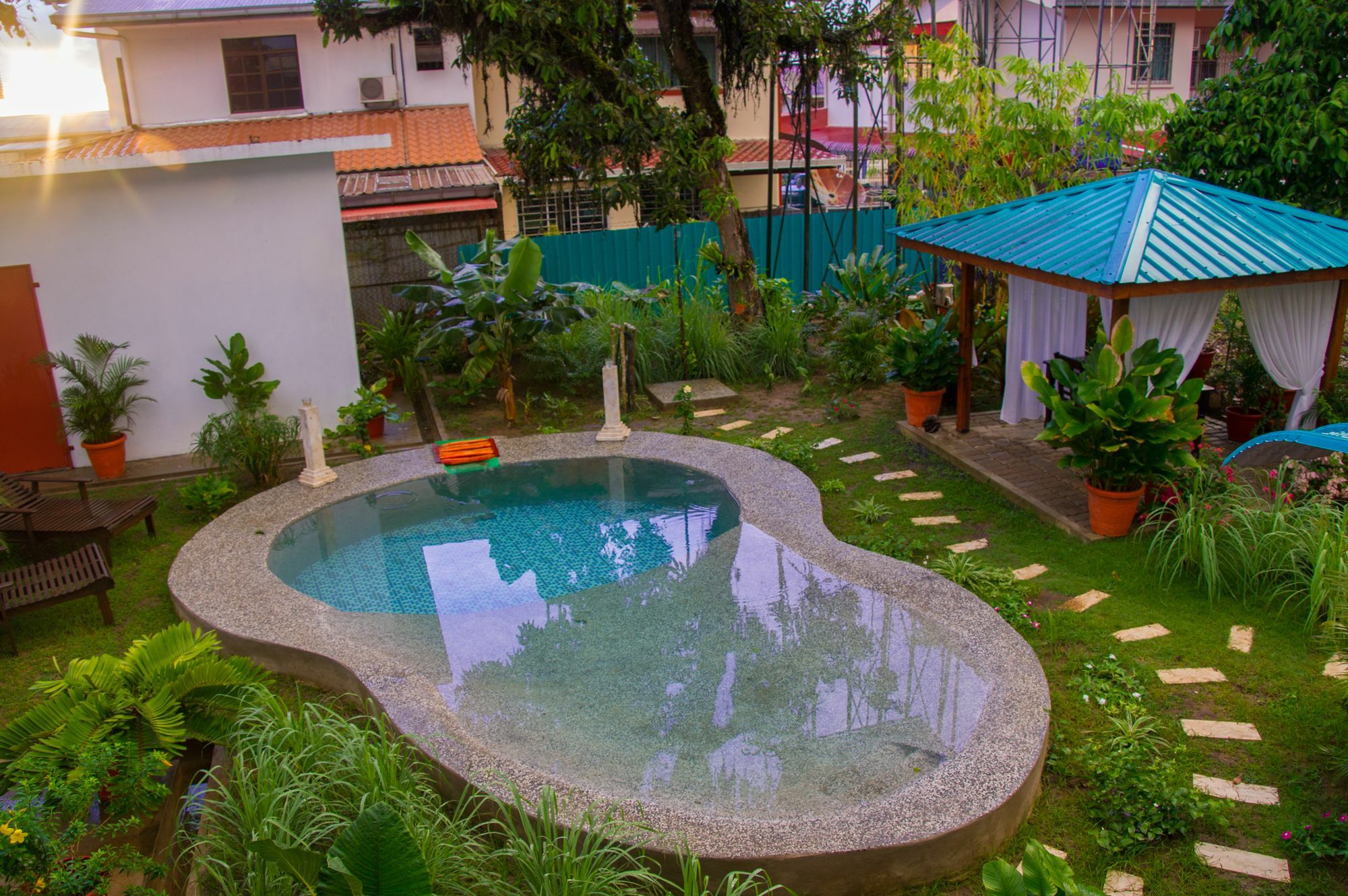 Bike And Tours Bed And Breakfast Lahad Datu Dış mekan fotoğraf