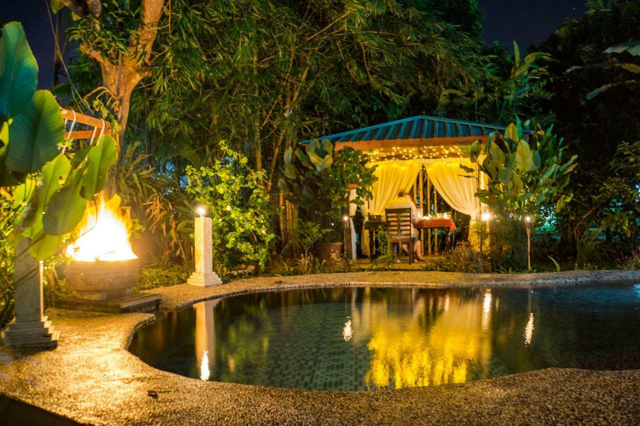 Bike And Tours Bed And Breakfast Lahad Datu Dış mekan fotoğraf